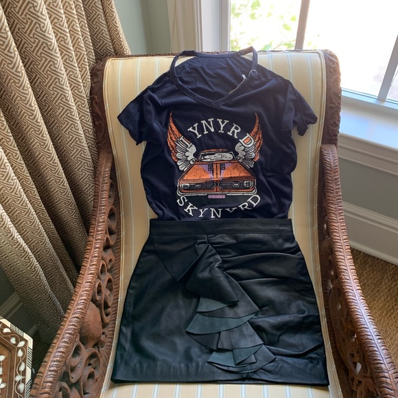 HOST PIC FREE PEOPLE LAMB LEATHER CASCADING RUFFLED FRONT BLACK MINISKIRT SIZE 4 - Picture 7 of 16